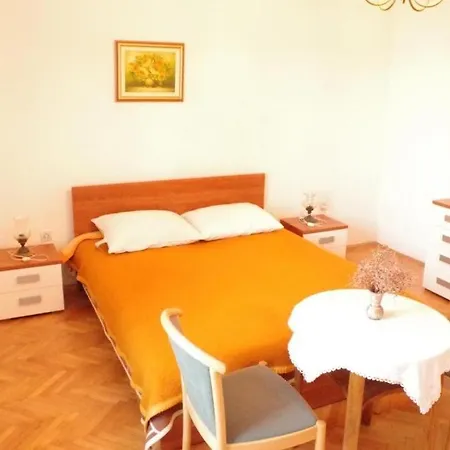 In With Sea View, Balcony, Air Conditioning, Wifi Tisno