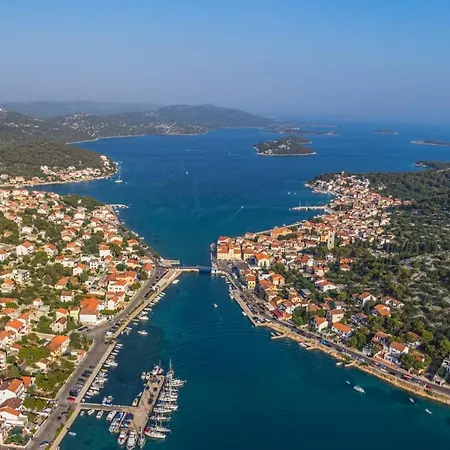 In With Sea View, Balcony, Air Conditioning, Wifi * Tisno