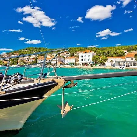 Apartment In With Sea View, Balcony, Air Conditioning, Wifi Tisno