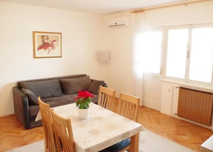 In With Sea View, Balcony, Air Conditioning, Wifi *