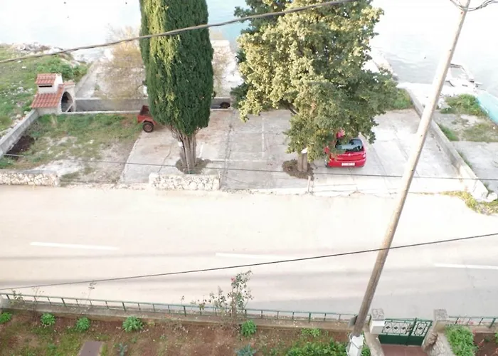 Apartamento In With Sea View, Balcony, Air Conditioning, Wifi Tisno